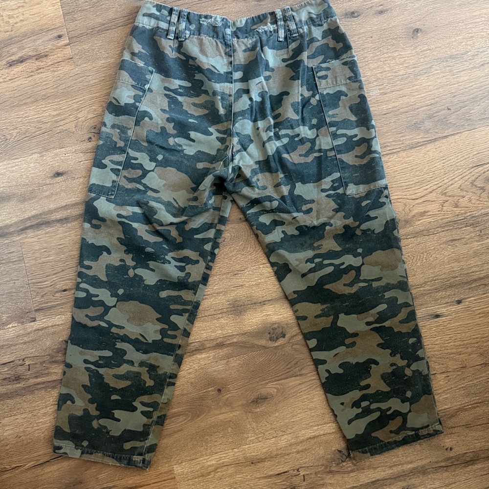 Zara cropped camo pants - Picture 6 of 7